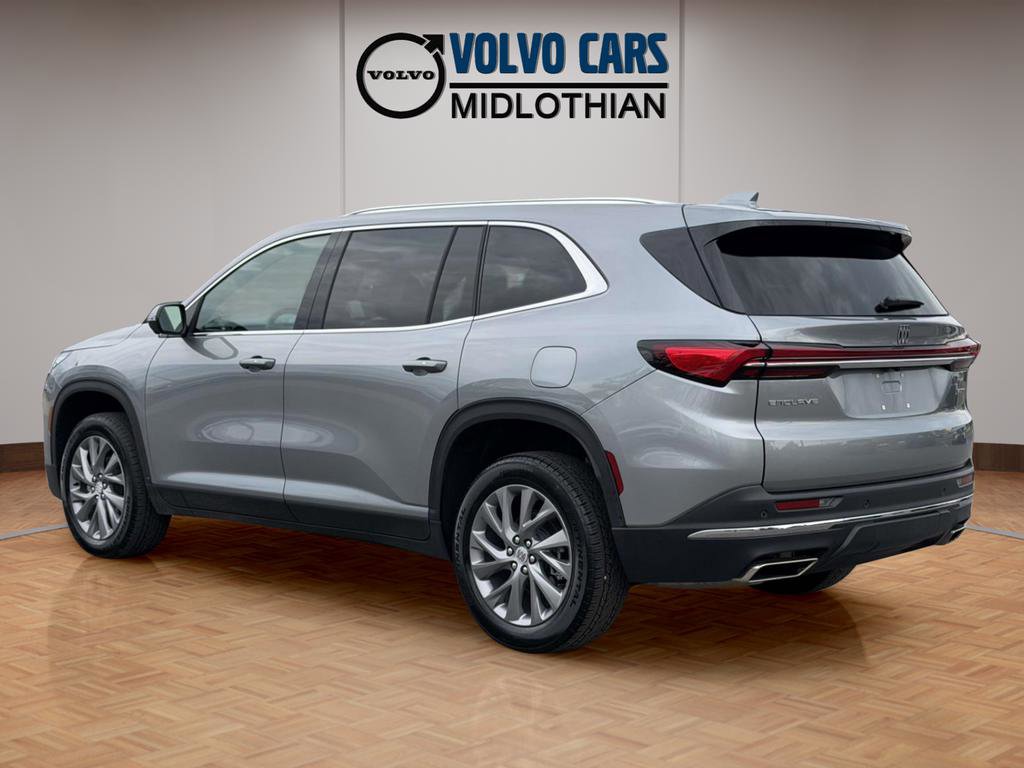 Used 2025 Buick Enclave Preferred FWD image 22