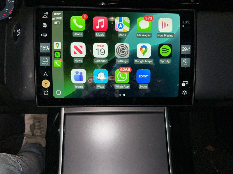 Used 2024 Land Rover Range Rover Velar Dynamic SE image 24