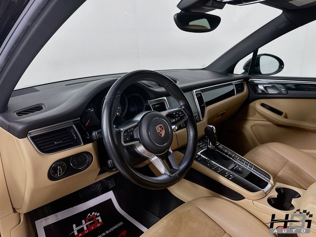 Used 2018 Porsche Macan AWD/4WD image 10