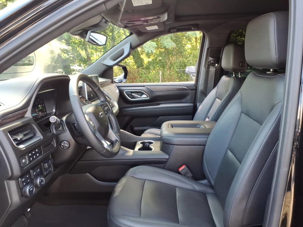 Certified 2023 Chevrolet Tahoe Z71 w/ Luxury Package AWD/4WD image 10