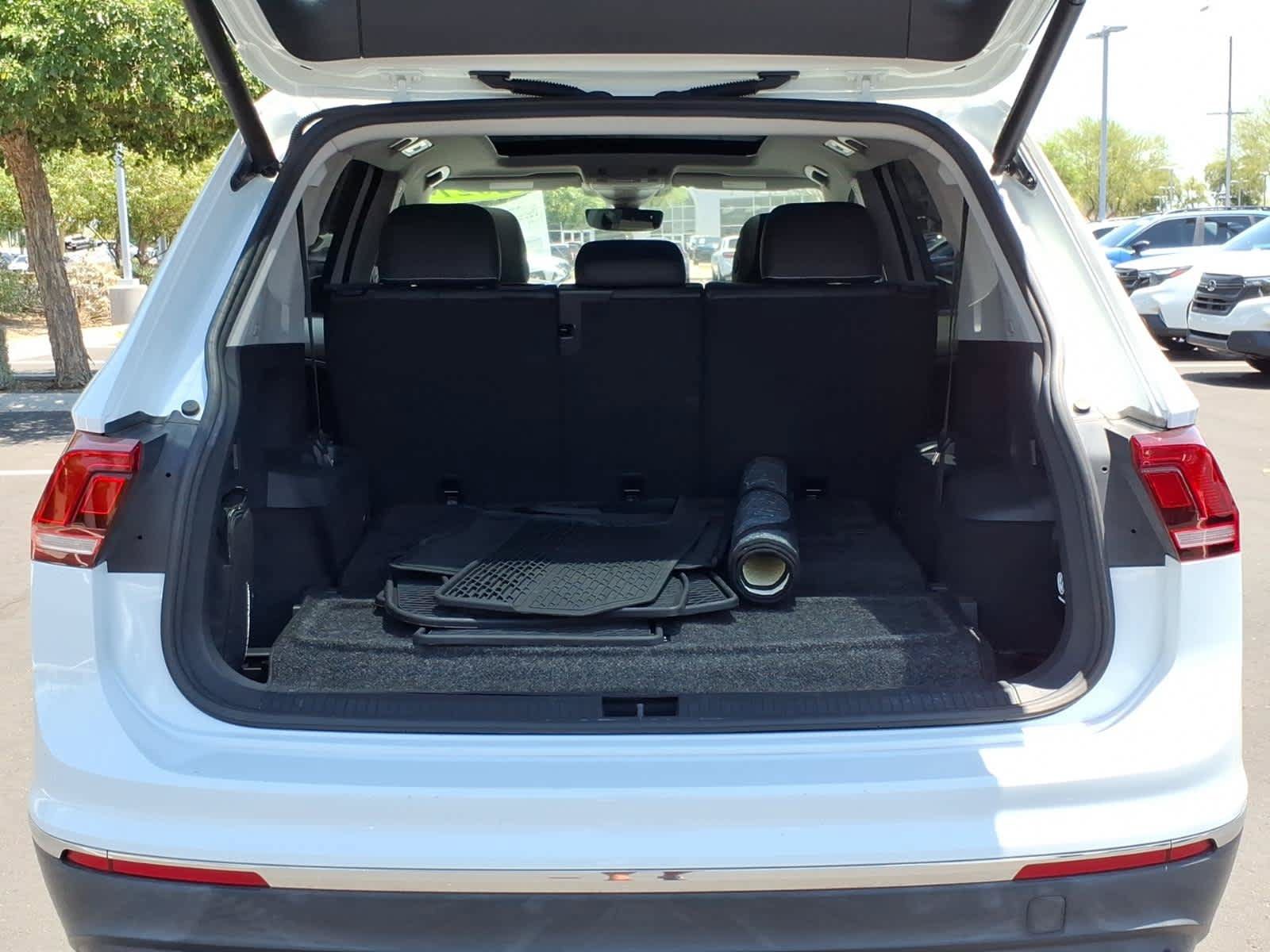 Used 2021 Volkswagen Tiguan SEL FWD image 15