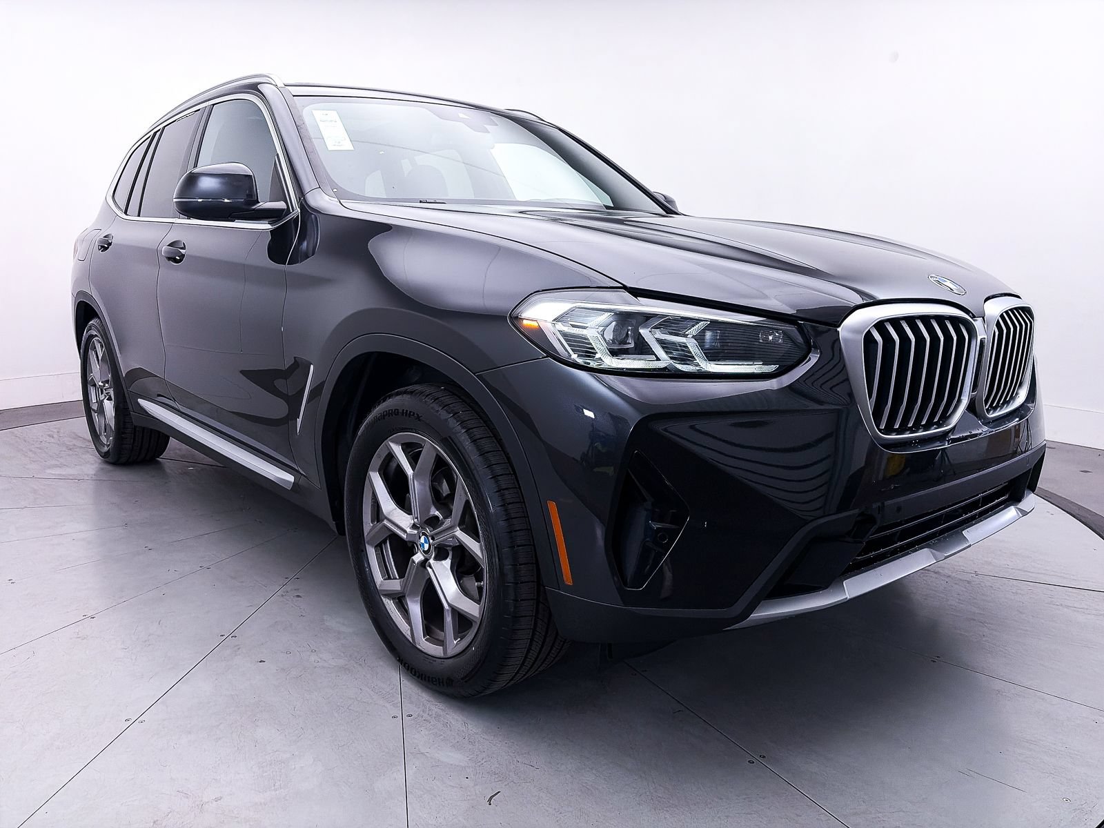 Used 2022 BMW X3 xDrive30i w/ Convenience Package w/ZPA AWD/4WD image 11