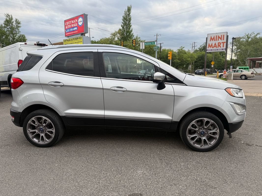 Used 2020 Ford EcoSport Titanium AWD/4WD image 4