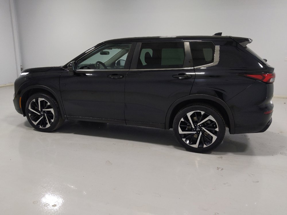 Used 2022 Mitsubishi Outlander ES AWD/4WD image 3