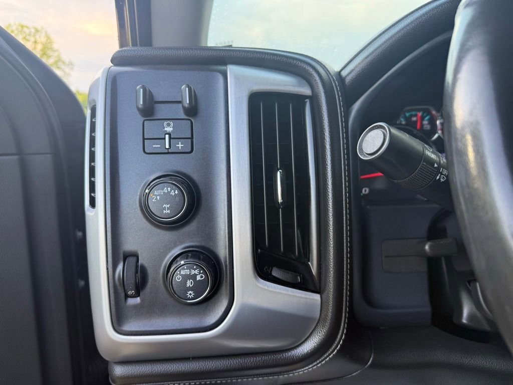 Used 2018 GMC Sierra 1500 SLT AWD/4WD image 34