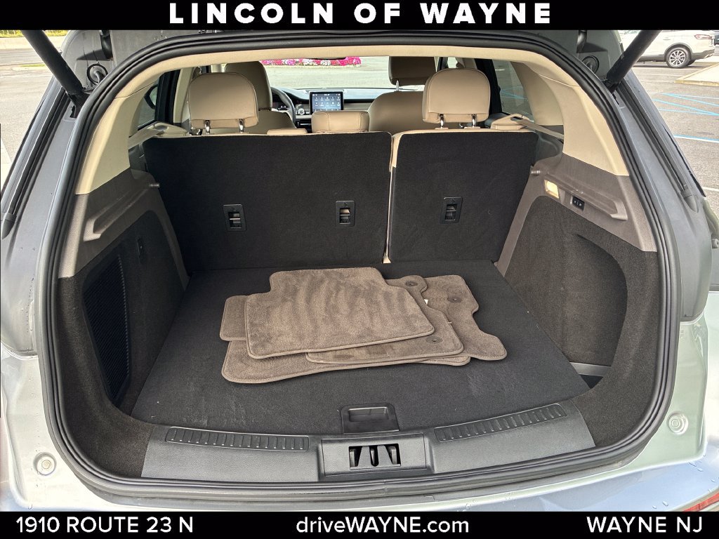 Certified 2022 Lincoln Corsair AWD w/ Equipment Group 101A image 7