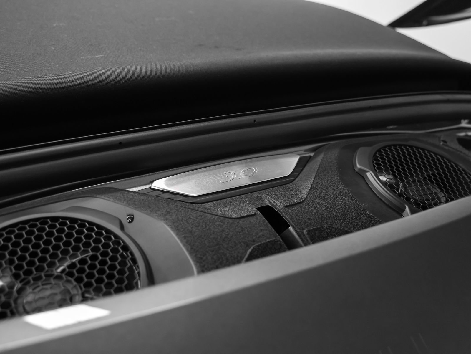 Certified 2025 Porsche 911 Carrera RWD image 22