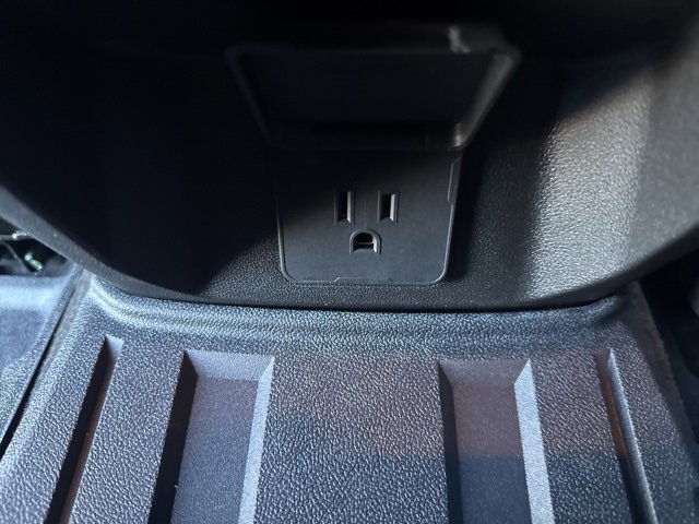 New 2026 Chevrolet Colorado Z71 w/ Technology Package image 28