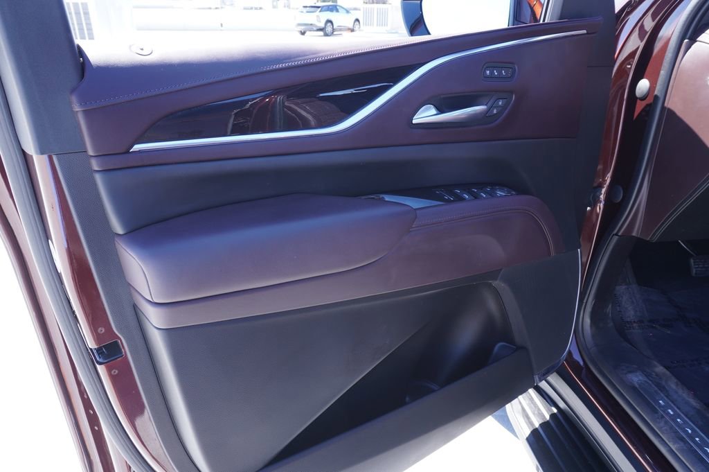 Certified 2022 Cadillac Escalade ESV Sport Platinum image 16