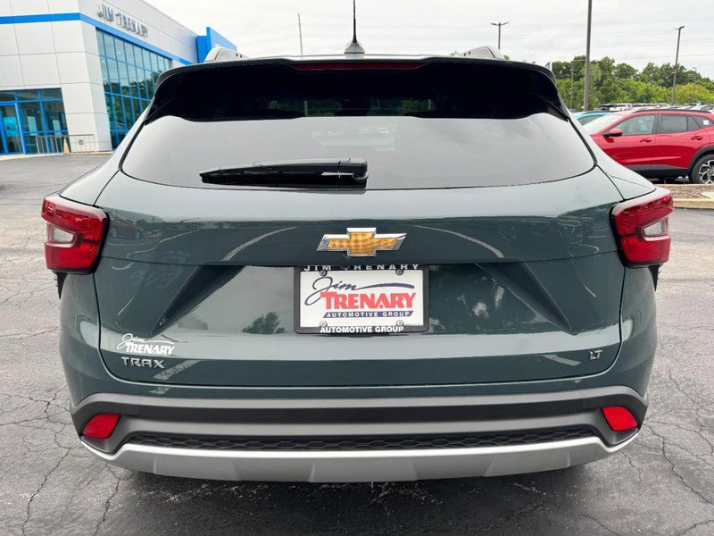 New 2026 Chevrolet Trax LT FWD image 4
