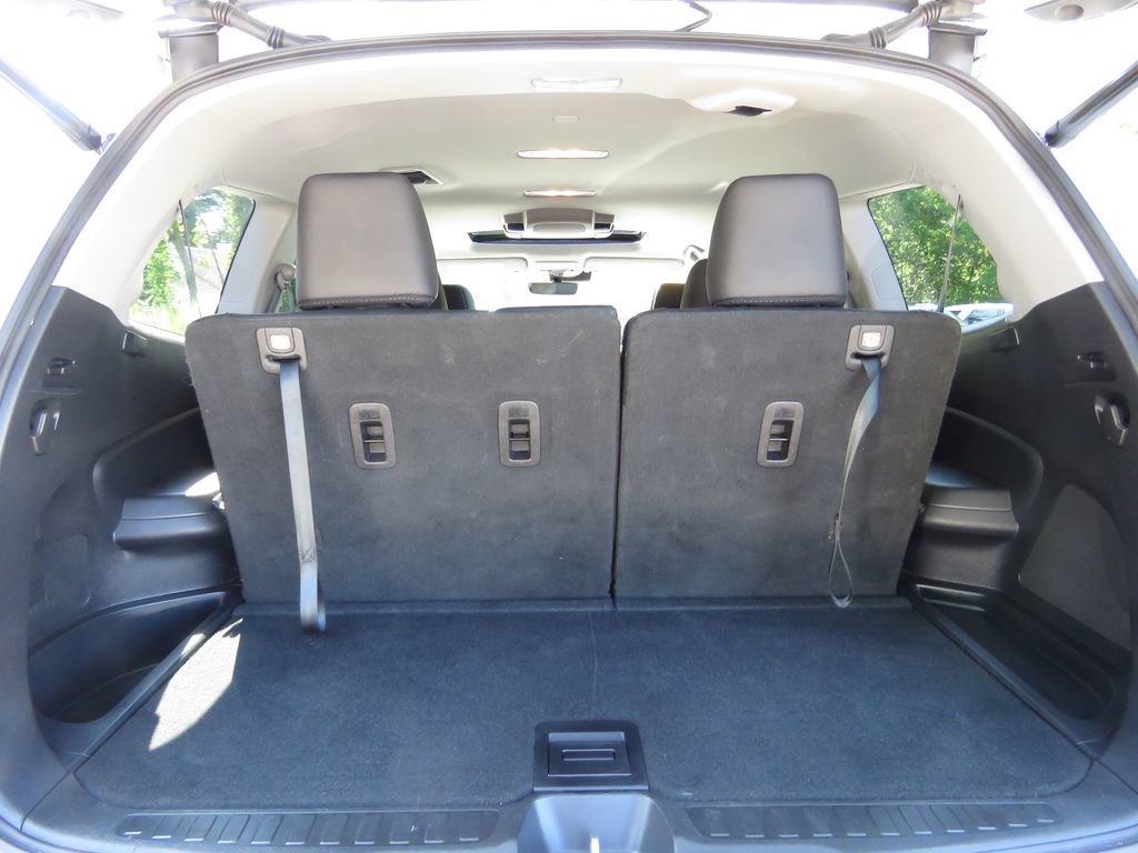Used 2020 Honda Pilot Touring image 18