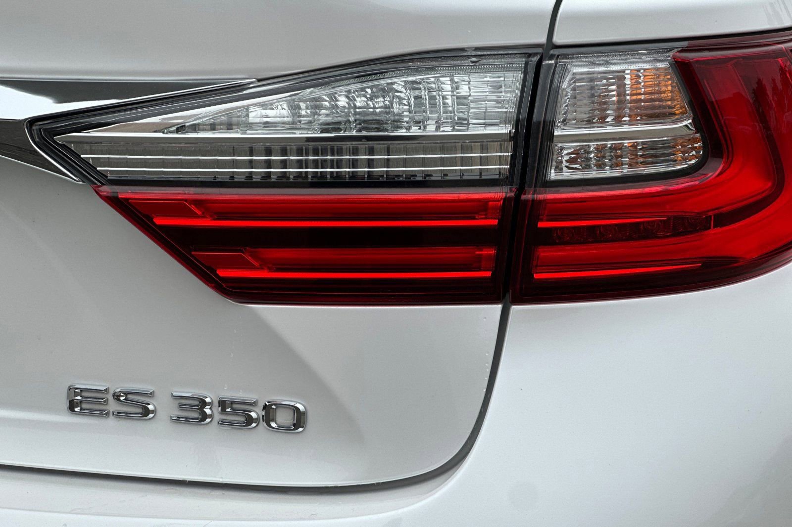 Used 2018 Lexus ES 350 image 30