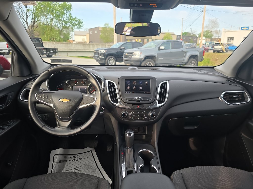 Used 2021 Chevrolet Equinox LT AWD/4WD image 17
