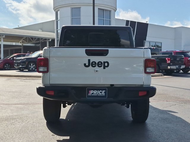 Used 2025 Jeep Gladiator Sport AWD/4WD image 6