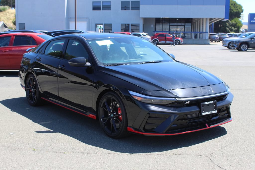New 2026 Hyundai Elantra N FWD image 5