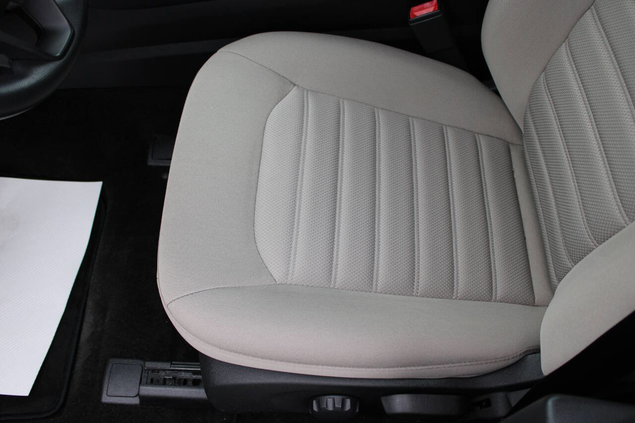 Used 2018 Ford Fusion S image 7