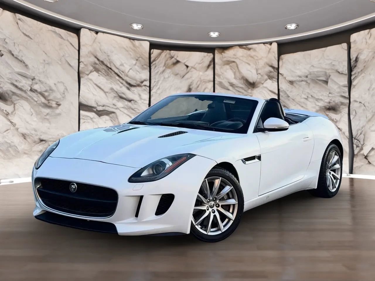Used 2014 Jaguar F-TYPE Convertible image 1