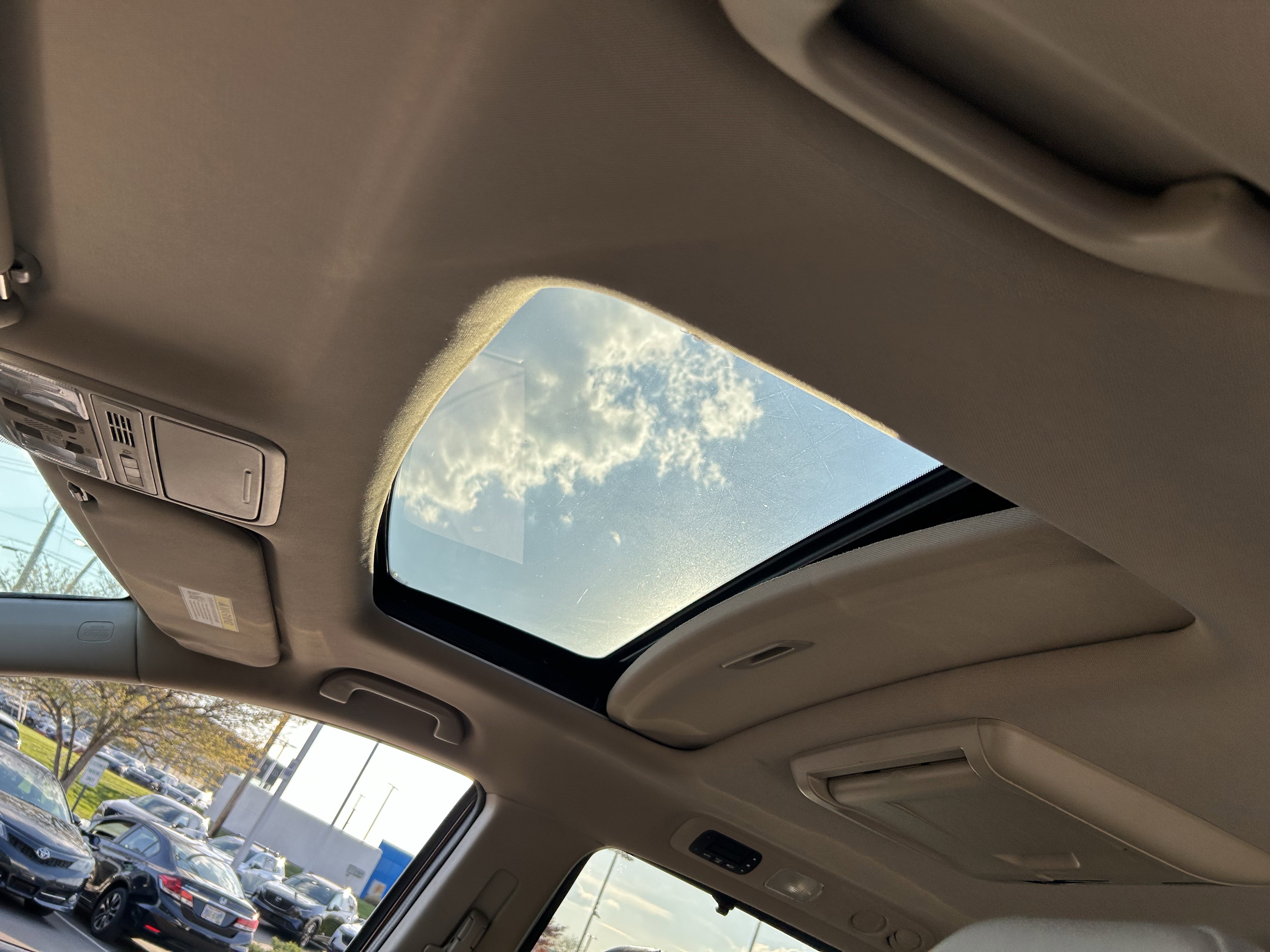 Used 2015 Honda Odyssey EX-L image 24