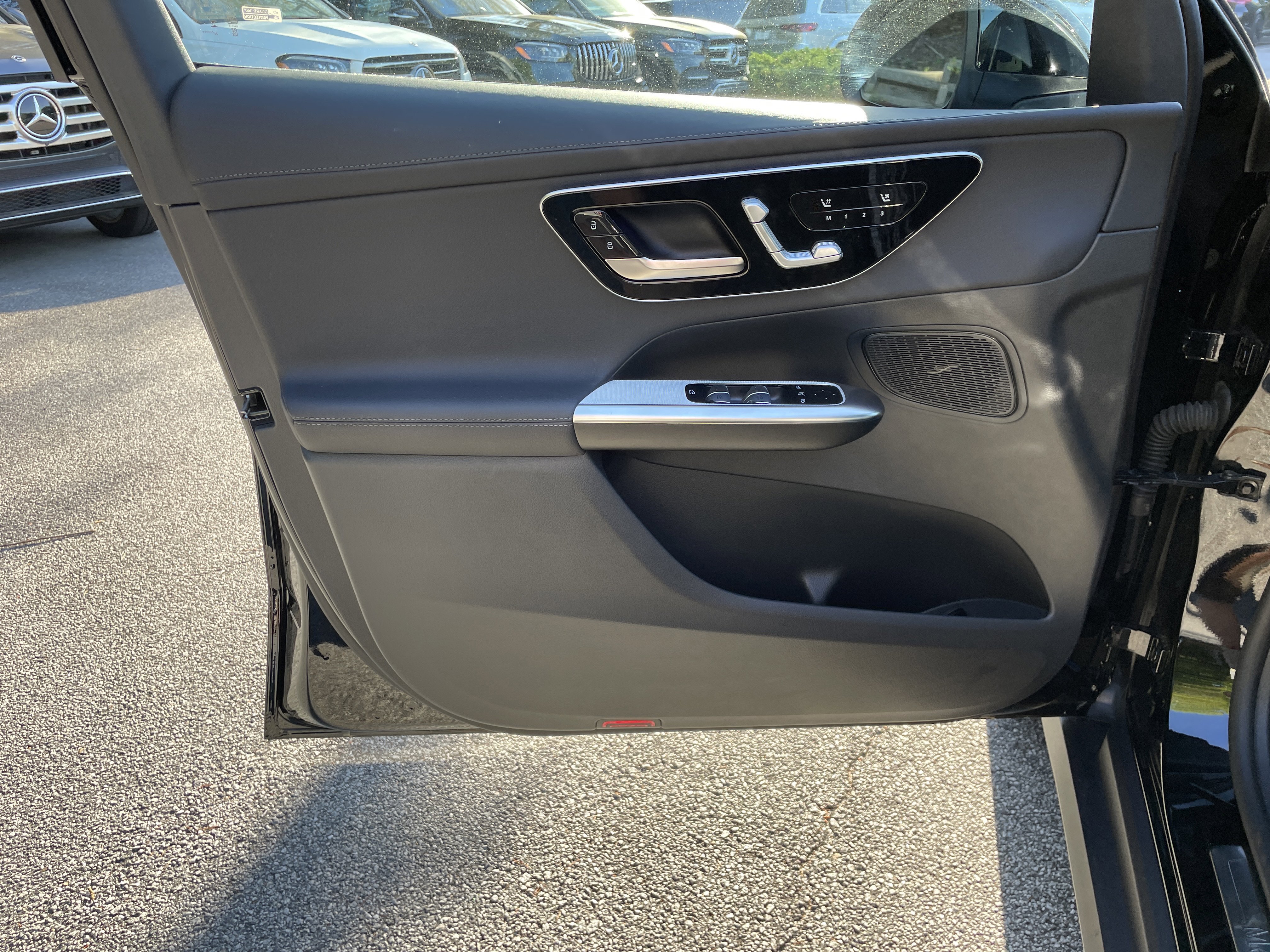 Certified 2025 Mercedes-Benz GLC 300 4MATIC image 18