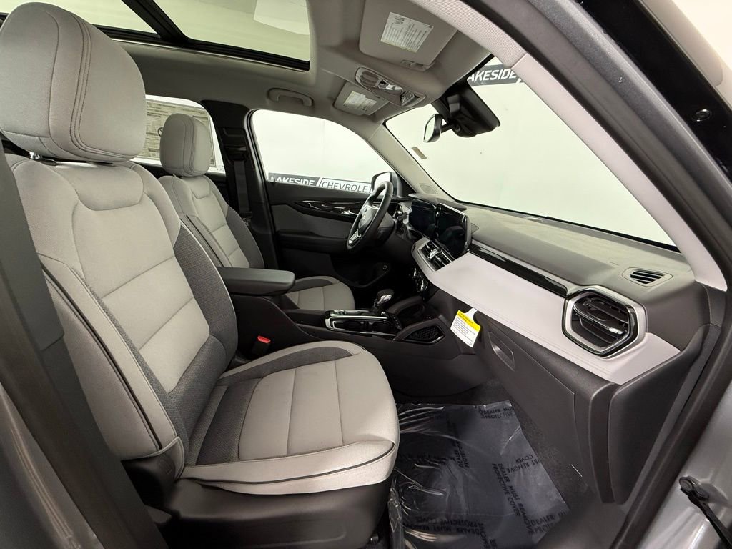 New 2026 Chevrolet TrailBlazer LT w/ Convenience Package image 17