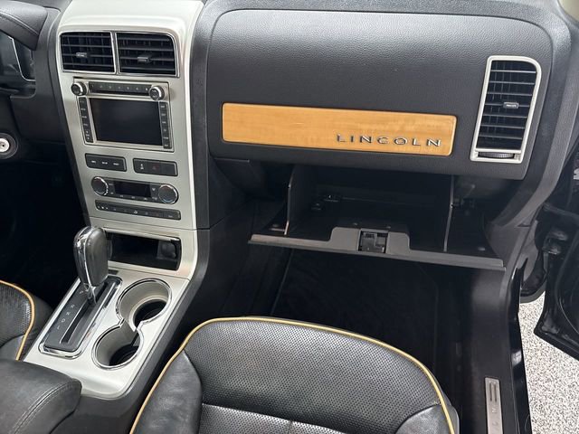 Used 2010 Lincoln MKX AWD image 21