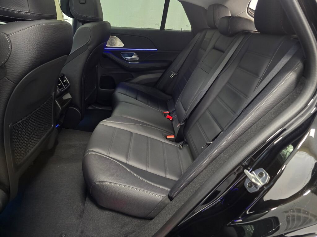 New 2026 Mercedes-Benz GLE 450 4MATIC Coupe image 18
