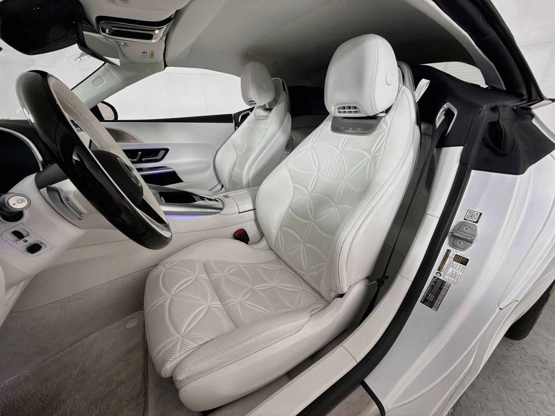 Used 2026 Mercedes-Benz Maybach SL 680 image 9