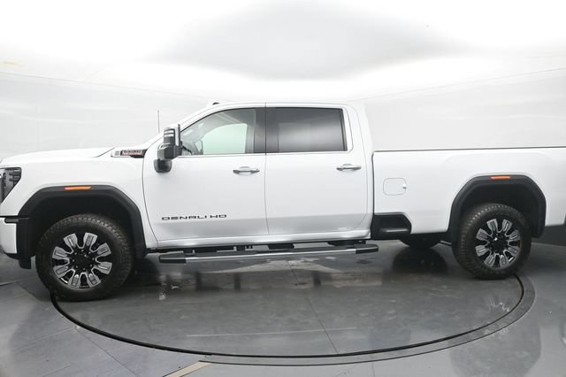 New 2026 GMC Sierra 2500 Denali w/ Denali Reserve Package AWD/4WD image 6