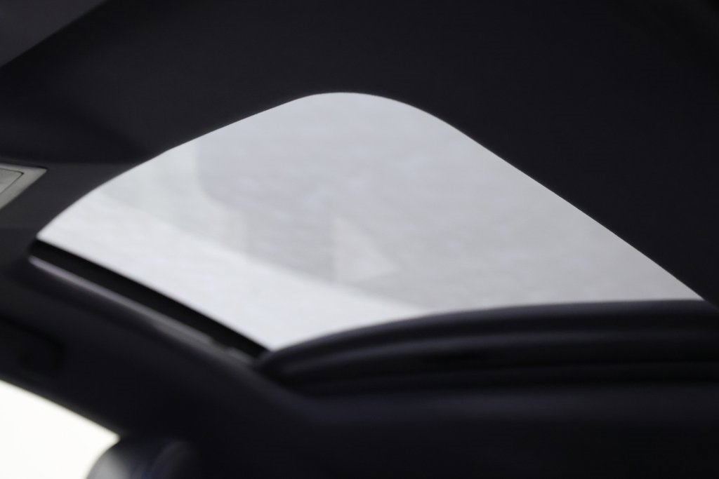 Used 2015 Lexus RC 350 w/ Luxury Package image 34