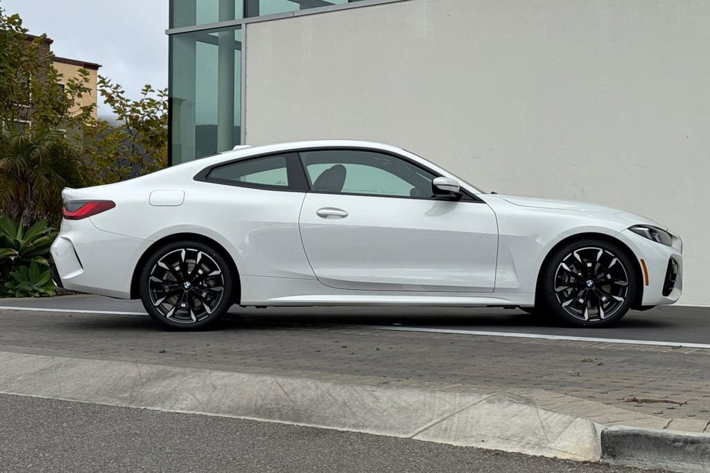 New 2026 BMW 430i Coupe w/ M Sport Package video 2