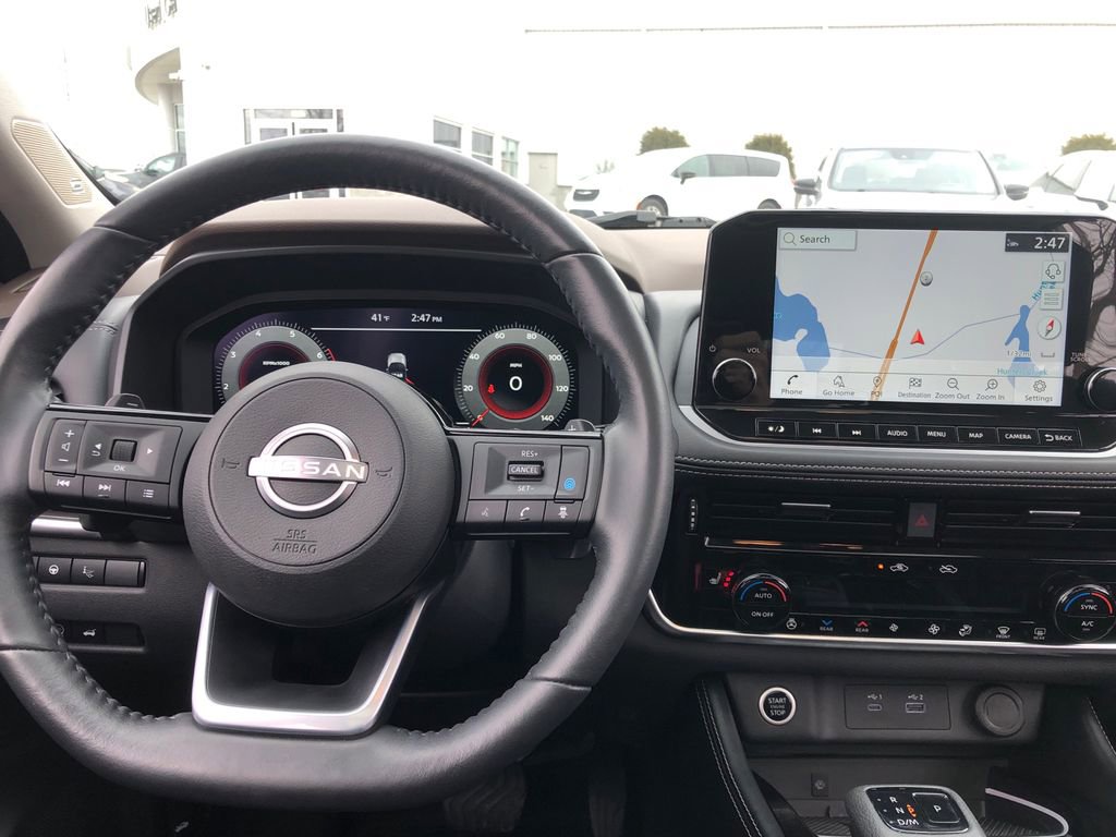 Used 2023 Nissan Rogue Platinum w/ Platinum Premium Package image 30