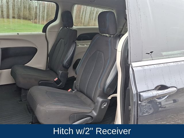 Used 2021 Chrysler Pacifica Touring image 19