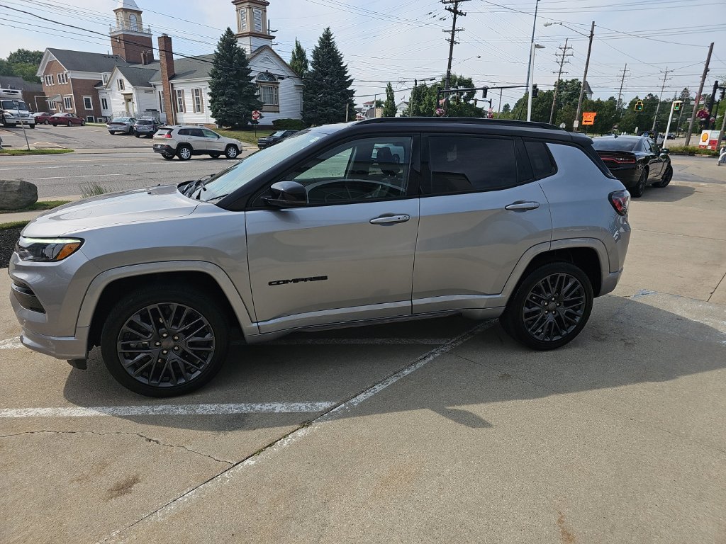 Certified 2022 Jeep Compass High Altitude AWD/4WD image 10