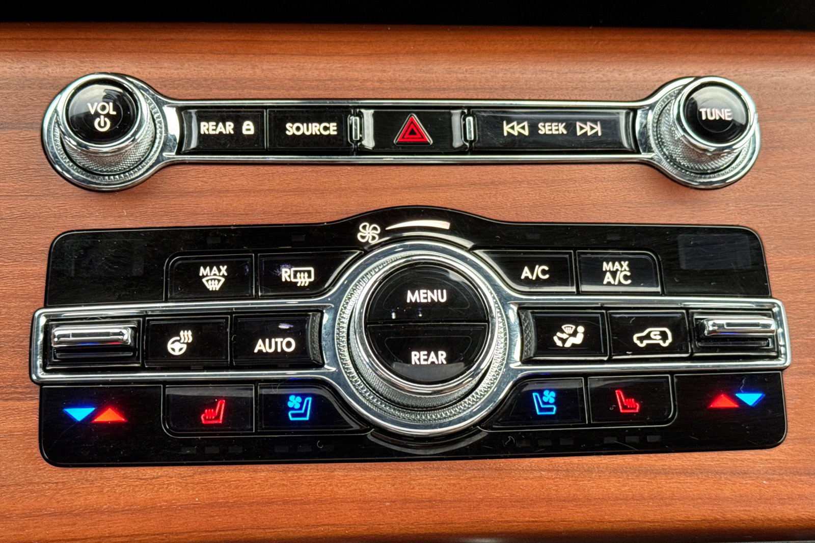 Used 2020 Lincoln Aviator Reserve w/ Equipment Group 202A image 22