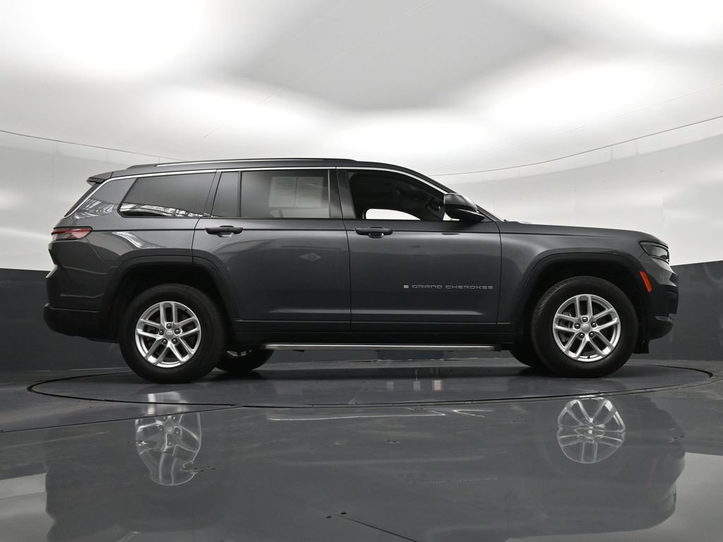 Used 2024 Jeep Grand Cherokee L Laredo RWD image 31