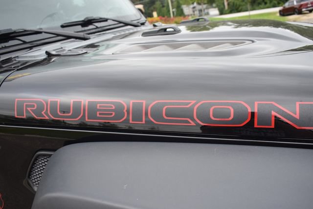 Used 2021 Jeep Gladiator Rubicon w/ Cold Weather Group AWD/4WD image 12