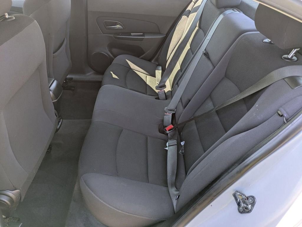 Used 2013 Chevrolet Cruze LT FWD image 22