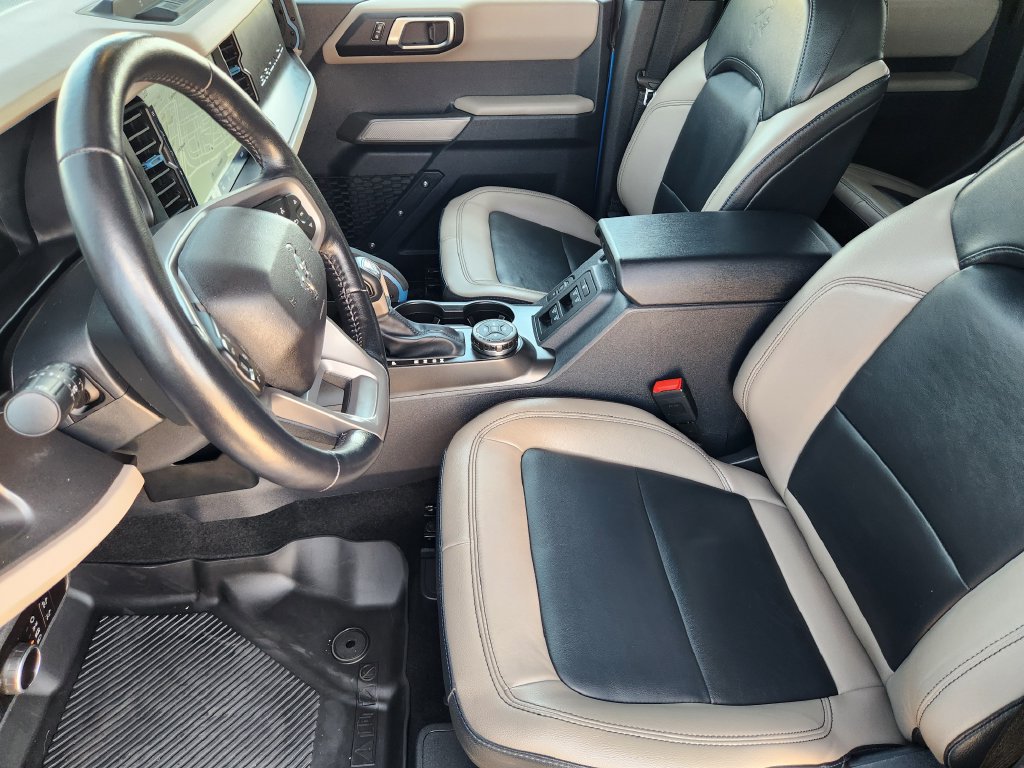 Used 2023 Ford Bronco Wildtrak AWD/4WD image 17