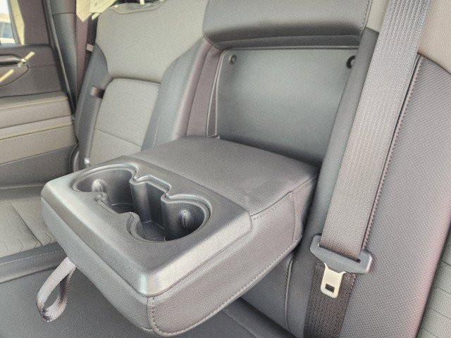 Used 2024 Chevrolet Silverado 2500 ZR2 w/ Technology Package image 30