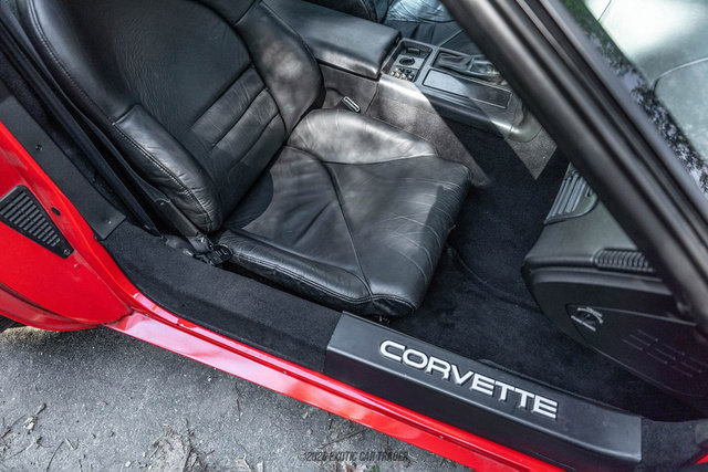Used 1994 Chevrolet Corvette ZR1 RWD image 30