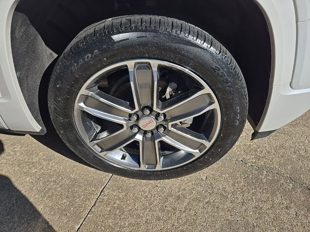 Used 2019 GMC Acadia Denali AWD/4WD image 24