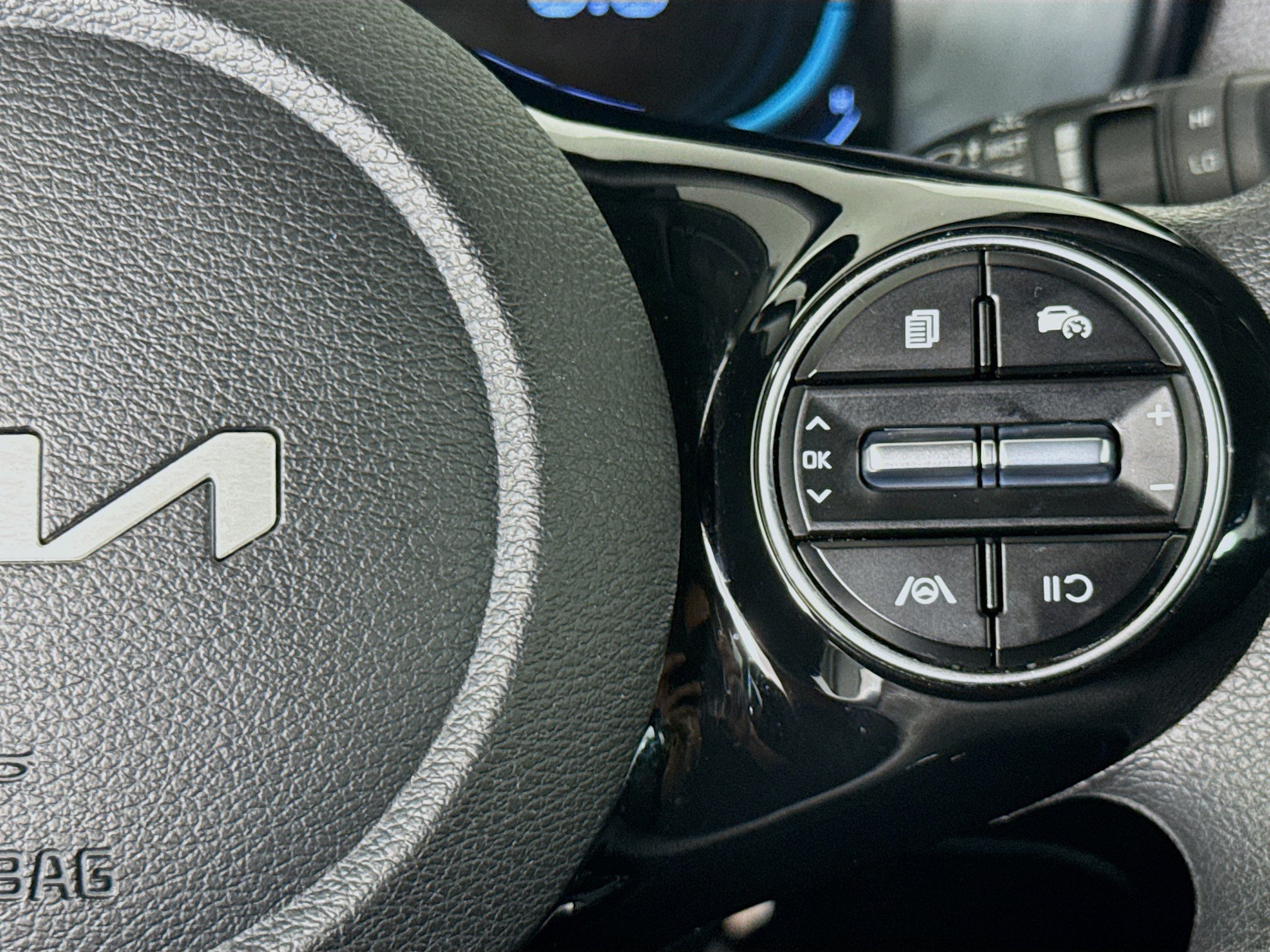 Used 2025 Kia Soul S FWD image 13