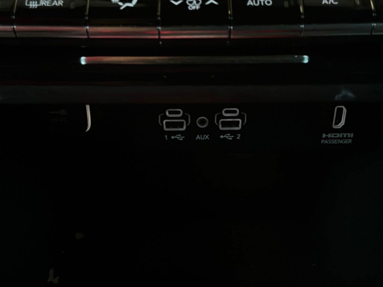 Used 2022 Jeep Wagoneer Series I AWD/4WD image 40