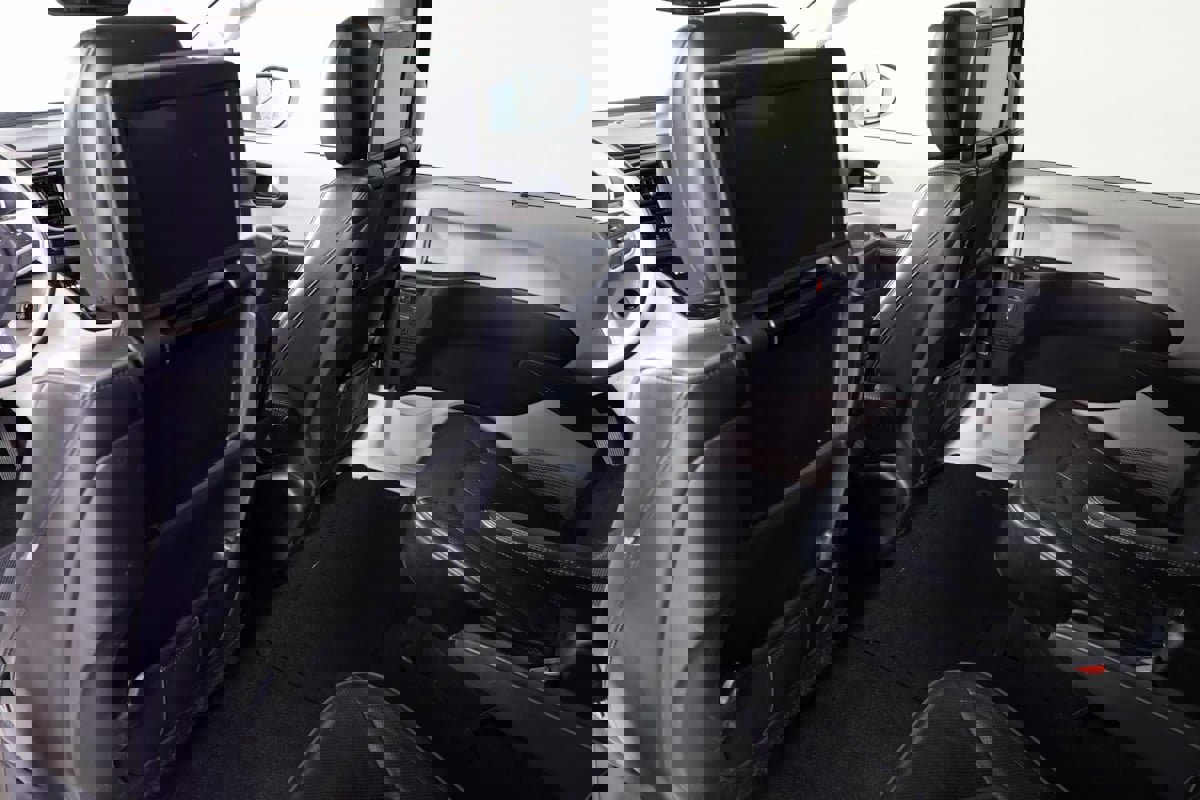 Used 2019 Chrysler Pacifica Limited image 52