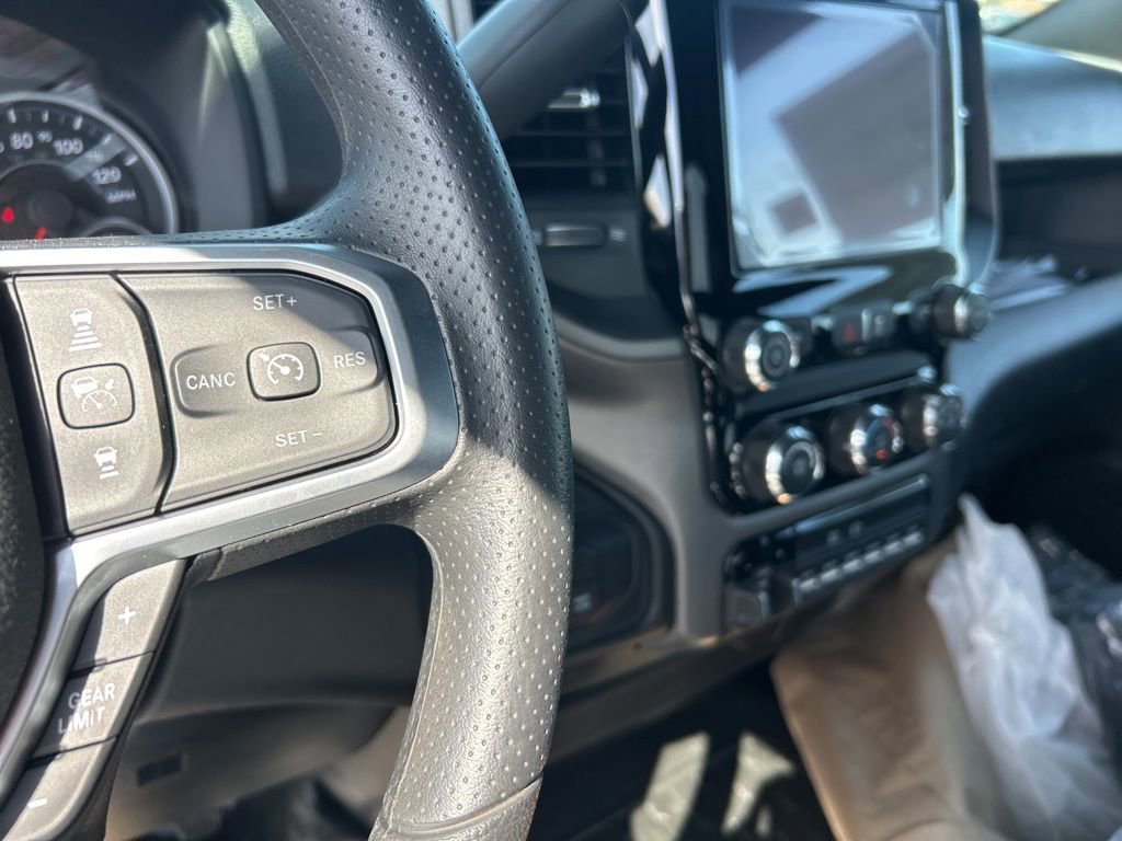 New 2026 RAM 5500 Tradesman AWD/4WD image 15