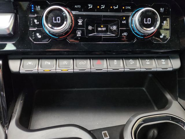 Used 2023 GMC Sierra 1500 AT4X image 18