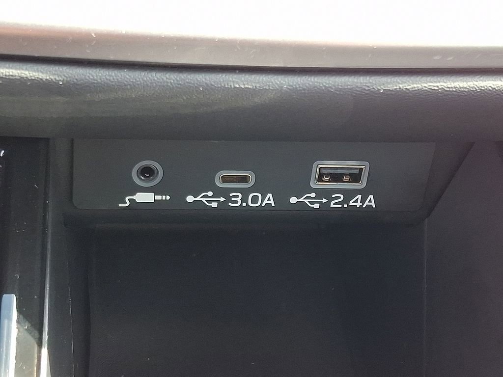 Certified 2025 Subaru Legacy Premium AWD/4WD image 27