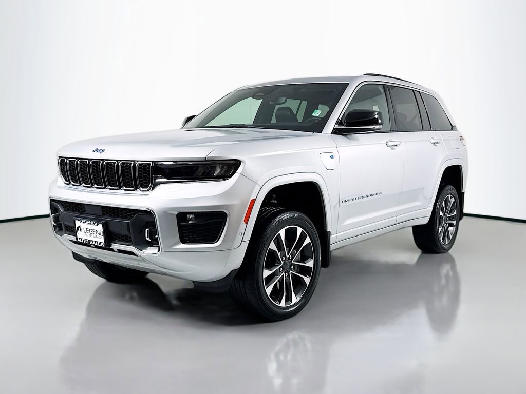 Used 2022 Jeep Grand Cherokee Overland w/ MOPAR Finishing Package image 1