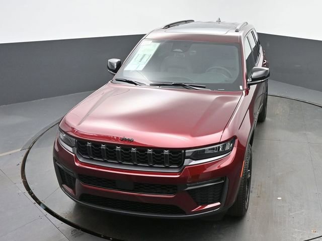 New 2026 Jeep Grand Cherokee Limited w/ Limited Altitude Package AWD/4WD image 38