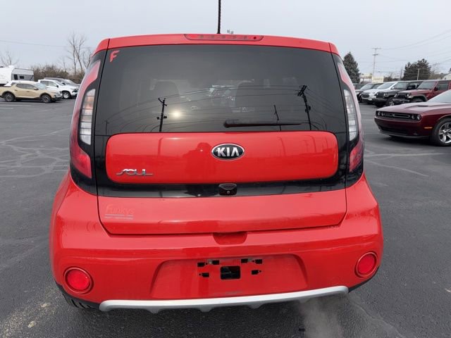 Used 2018 Kia Soul + image 6